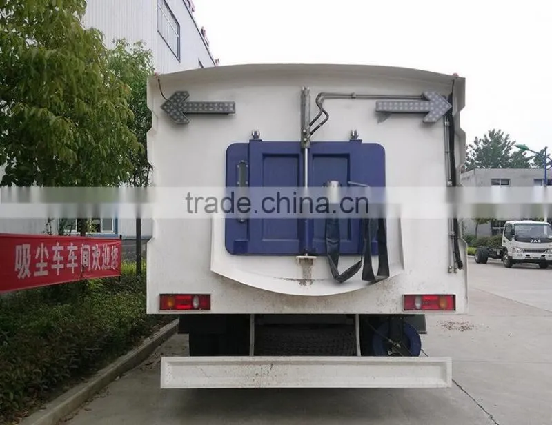 Dongfeng Bigger 10000Liters Road Cleaning Trucks, Street Cleaning Machines With Snowing Cleaning Equipment For Sales