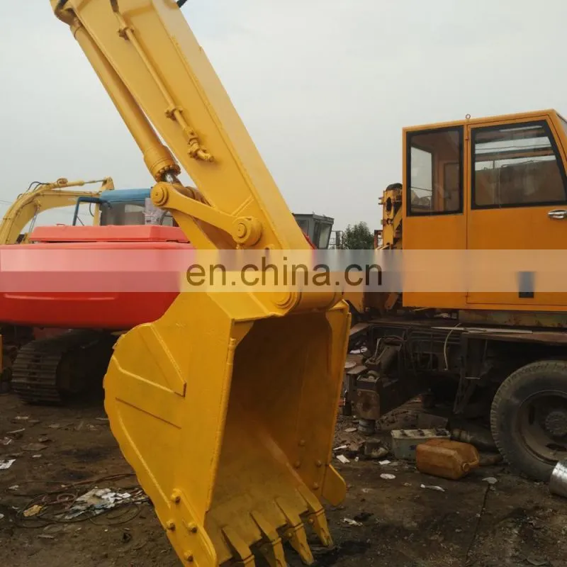 Sold out !!! Loading service for Komatsu PC200 excavator, Komatsu PC200-8 send to Columbia