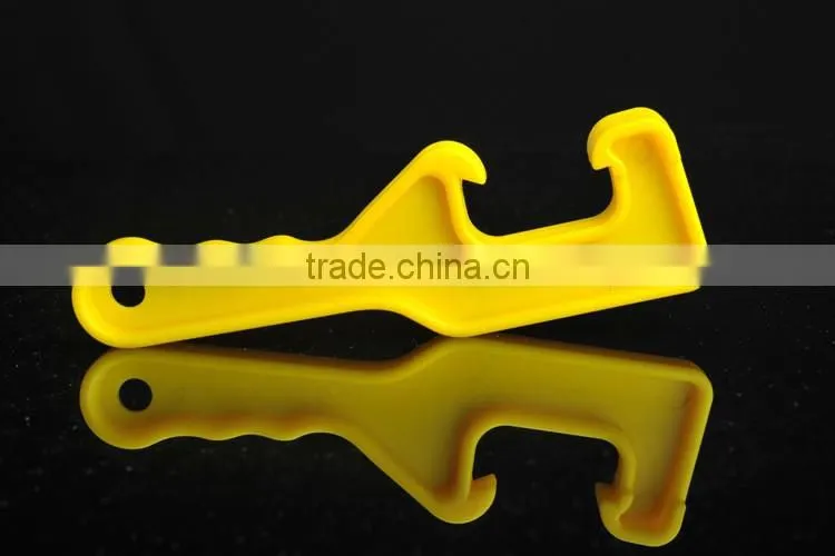 Plastic Lid Opener Gal Pail Opener Drum Wrench