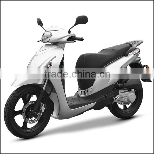C5-China cheap gas scooter 125cc and 150cc,motorcycle patent design with EEC,EPA and DOT