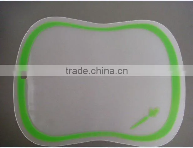 plastic anti-slip chopping board/anti-skid cutting board