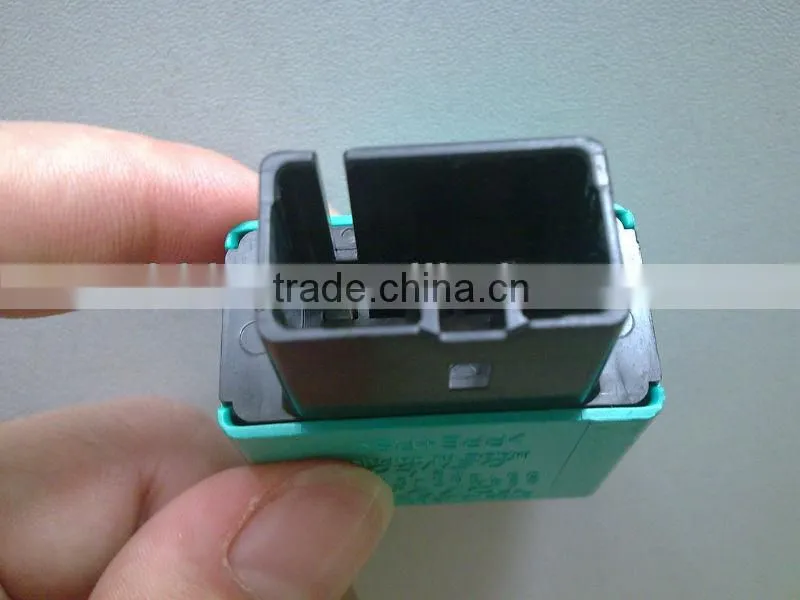 Auto Parts DENSO 12v Relay For TOYOTA WISH COROLLA OEM:895A1-12010