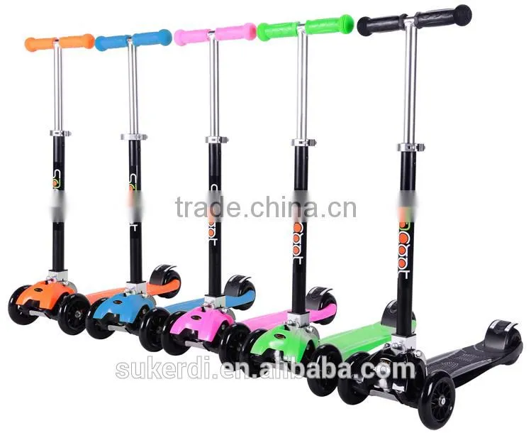 Two 120mm front wheel foldable scooter 4 wheel scooter kids pedal scooter