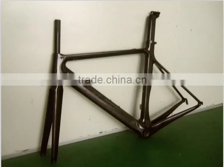New Design Carbon Fiber 700C Road Frameset +seatpost +headset+carbon fork