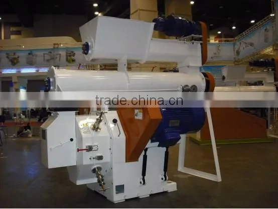 New design High quality feedstuff and sawdust pellets making machine