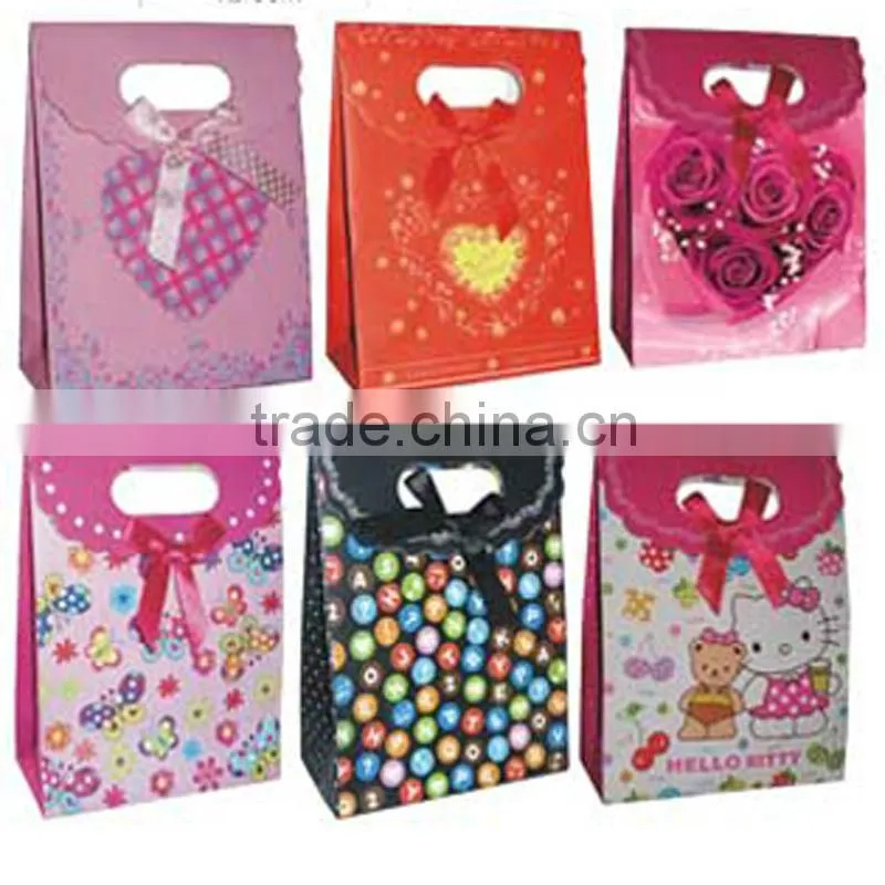 Fancy drawing paper bag carton bag cute bag