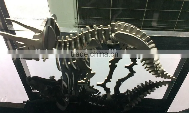 Stainless steel LOGO laser cutting