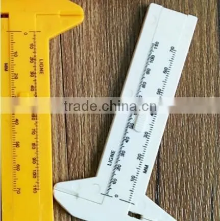 Mini plastic calipers