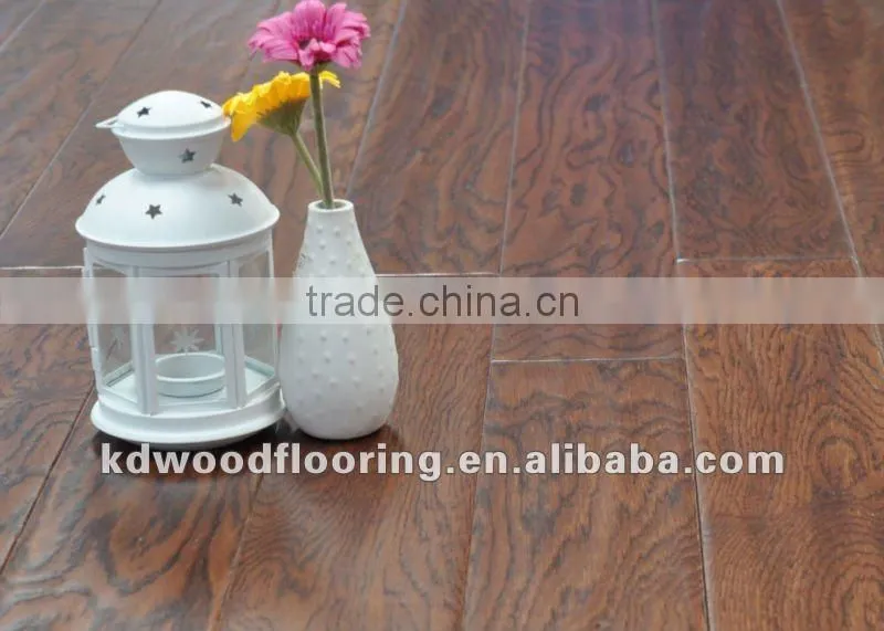 Rustic oak eigneered flooring