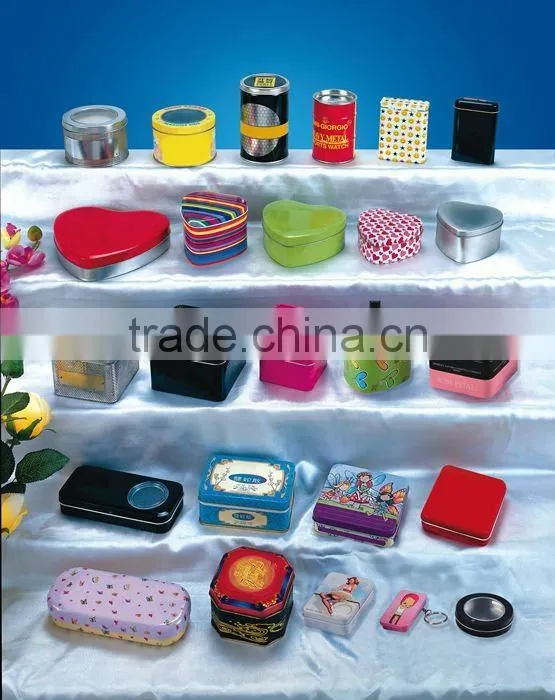 Christmas gift tin box house shape chocolate tin box lunch tin box with handle
