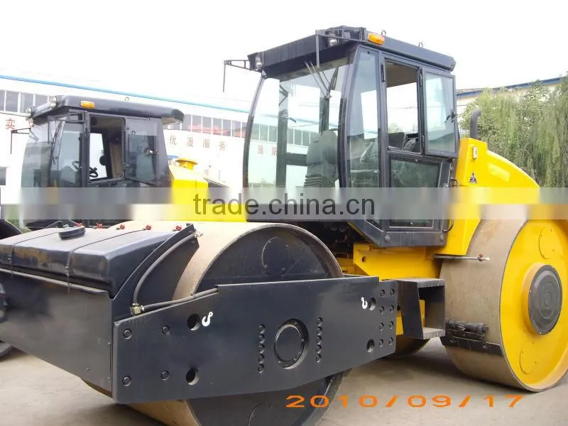 Heavy-duty static three wheel road rollers with large weight