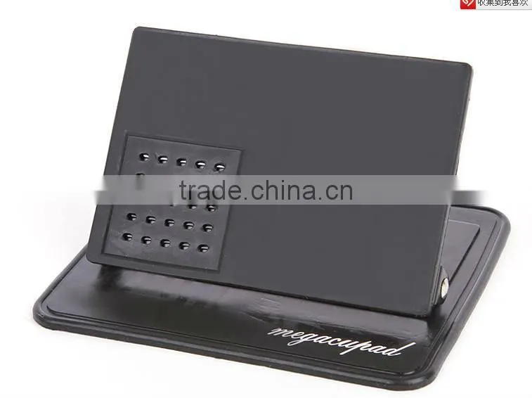 Universal GPS /phone Holder Bracket Cradle Anti-Slip Mat