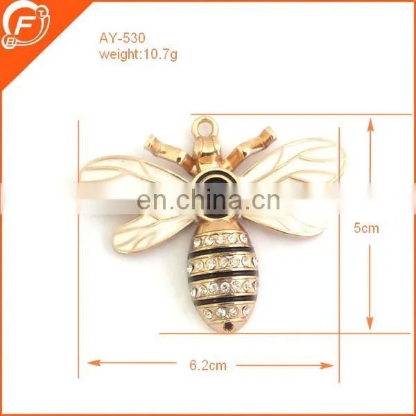 2017 fashion nice imitation gold color moon shap metal accessory for clothes