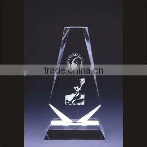 Professional manufactuer customize trophy with artificial style