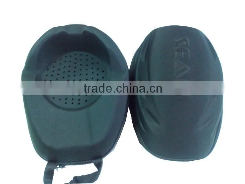 Hard shell helmet case for bicycle