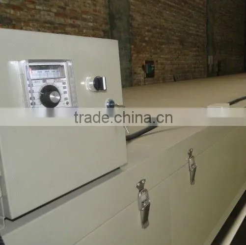 Simulation color stone-coated steel tile forming equipments