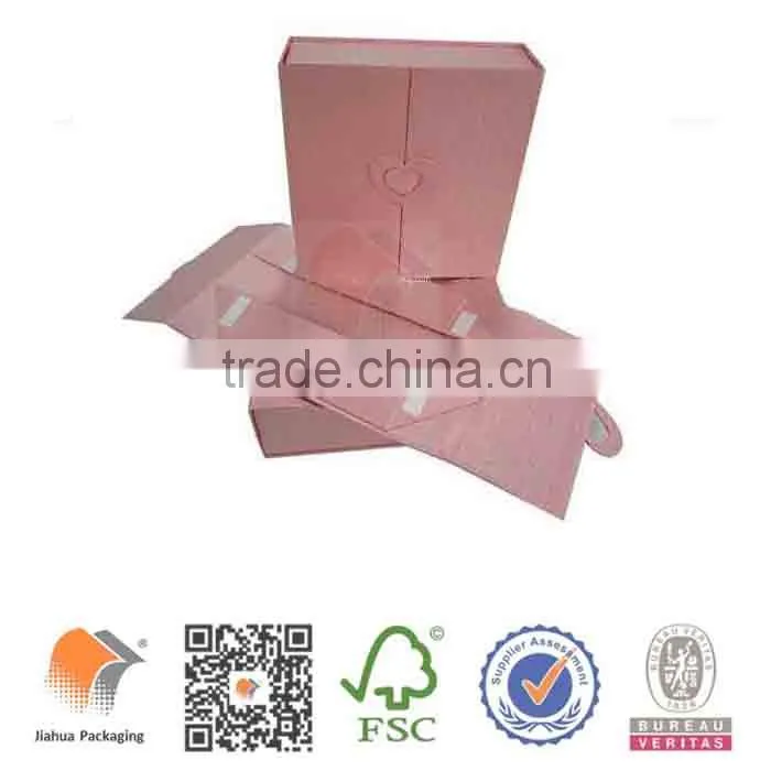 Fashionable foldable cardboard display box with window