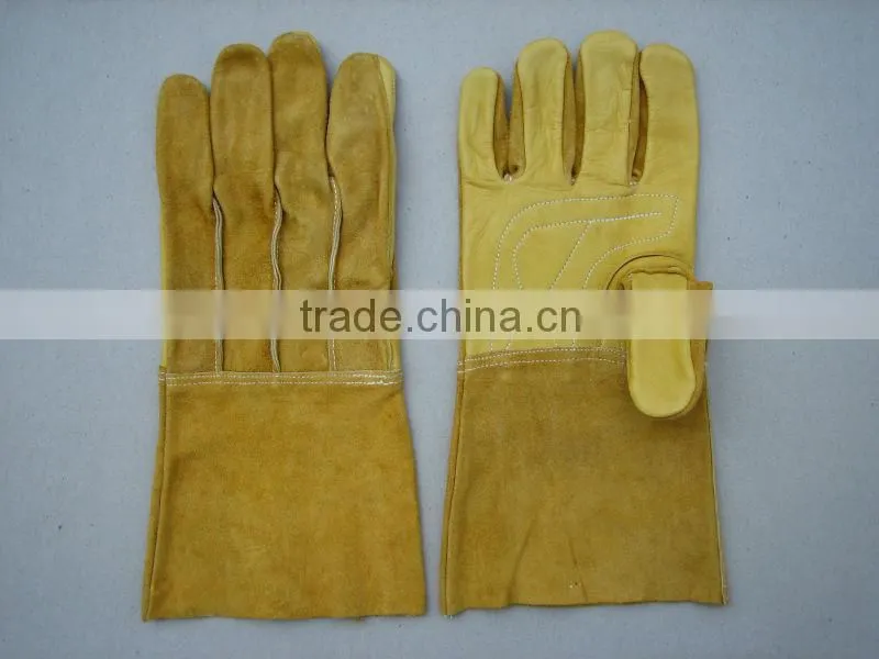 Gold color cow grain leather welding glove