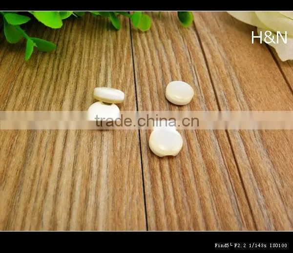 Oeko-tex approved 18L cream resin no hole button