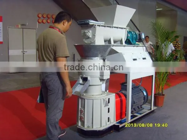 200-300kg/h small pellet mill/pellet making machine