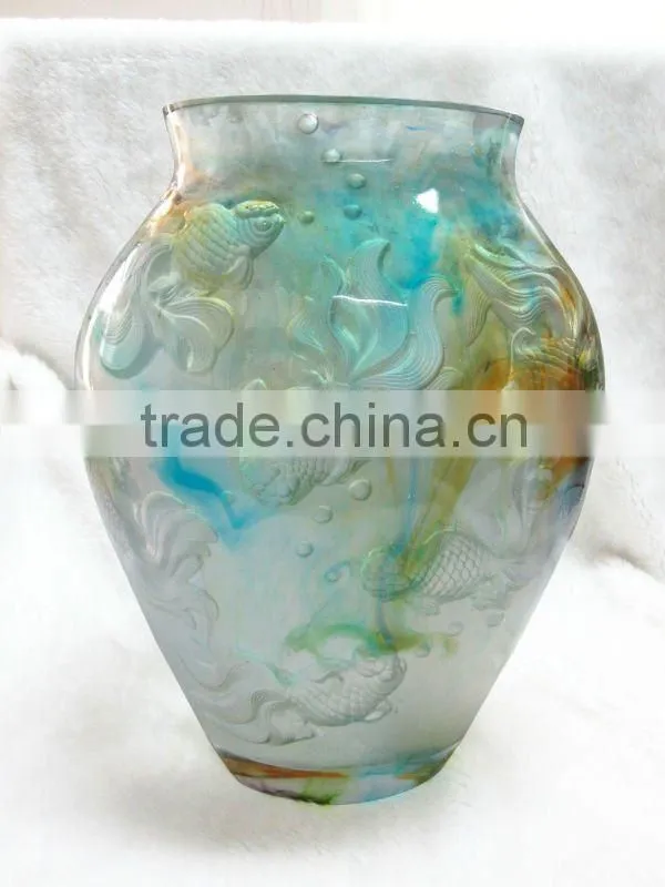 customized casting glass fish vase as artificial centerpiece for collection