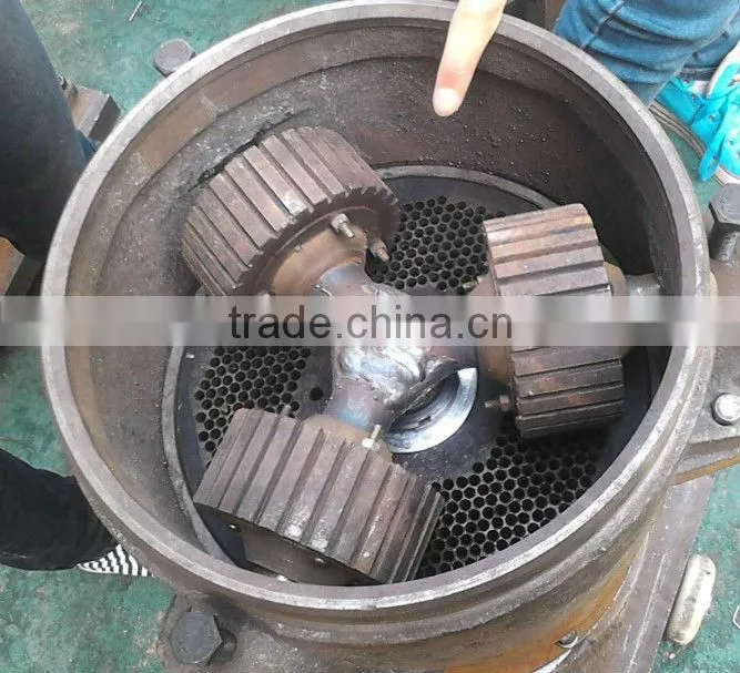 Perfect working feed pellets press machine(Skype:shuliy218)