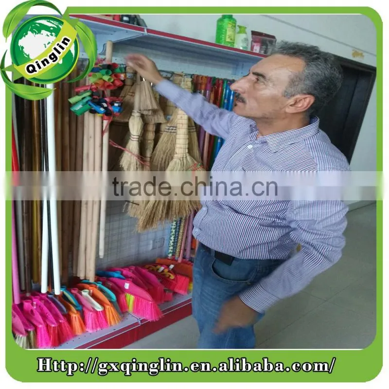 varnished wooden broom handle made from eucalyptus and selling to Lybia