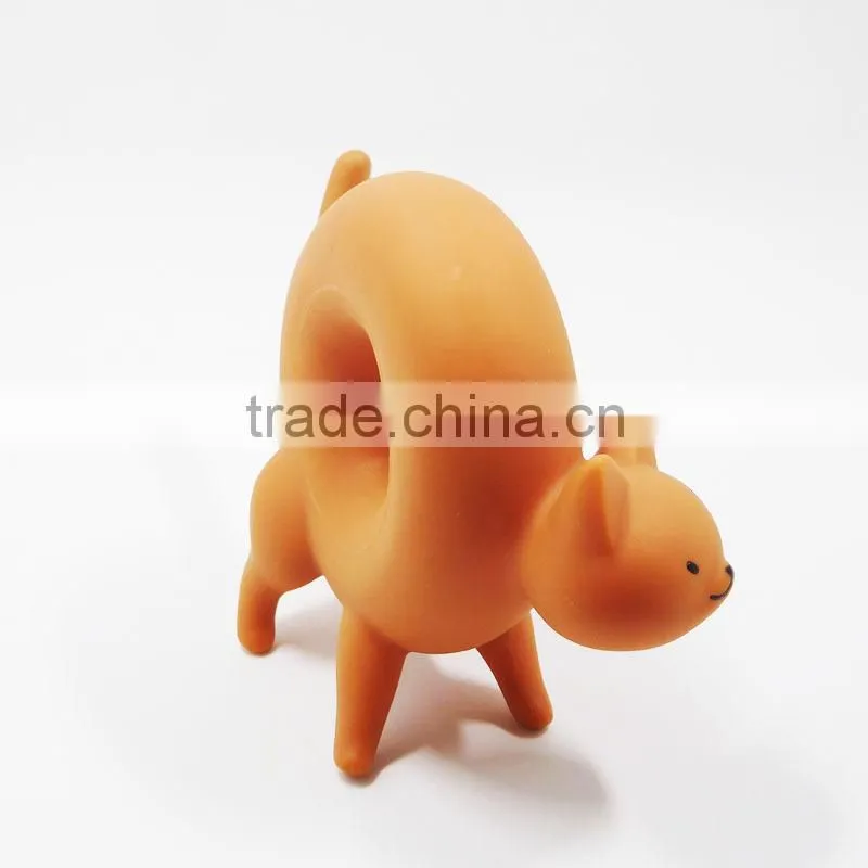 3D Cat Cartoon Figure Custom Vinyl Cartoon Figure Cat Toy Doughnut Cat Design