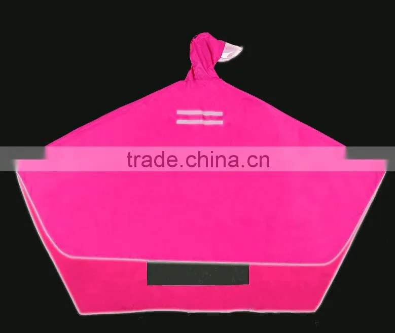 2016 new style rain poncho with reflective tape and face protection