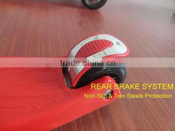 maxi scooters with four wheels