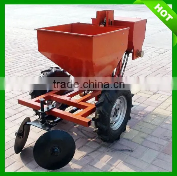 Low price high quality two row potato planter machine for sale