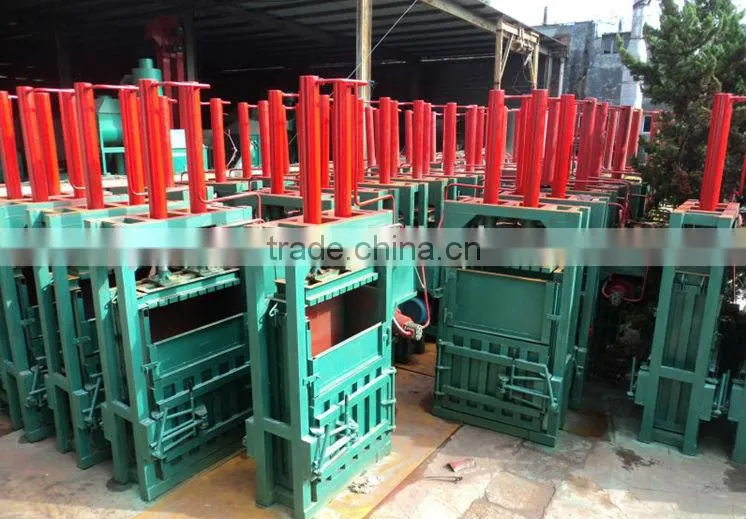 Hot Sale Sawdust Cloth Hydraulic Press Hay Baler