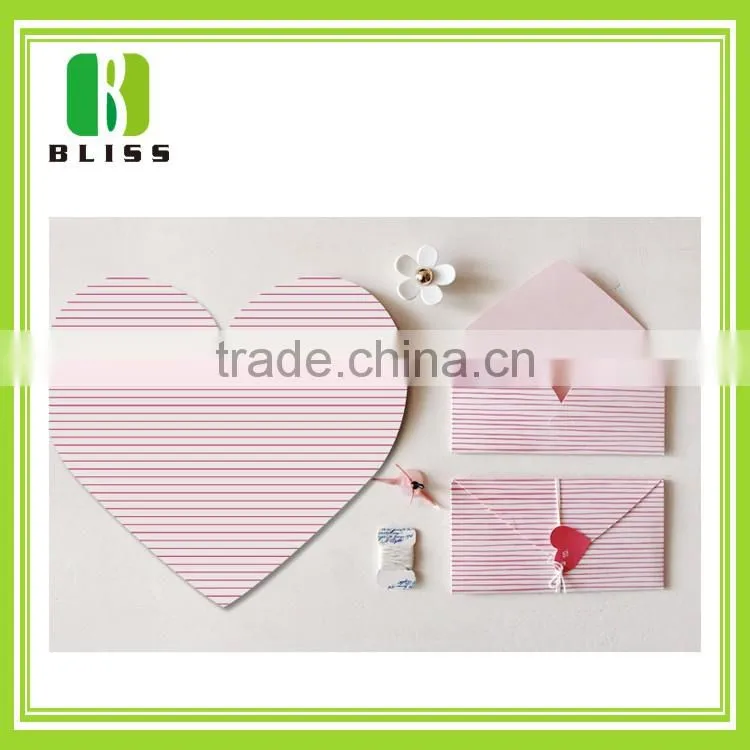 Luxury floral customized folding envelop heart shape wedding invitations paper cut greeting cards and invitation