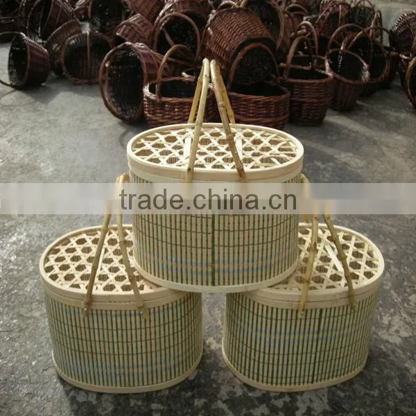 Firm cheap wooden baskets with handles from manufacturer