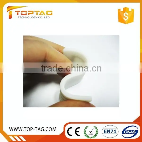 Low price uhf silicone laundry tag,clothing rfid tag