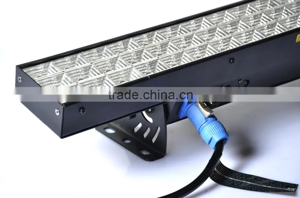 Factory Produced 72pcs 3W RGB linear color mixing prefect wash effect bar light EV 372A