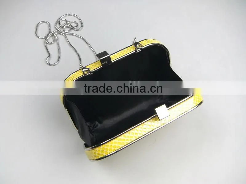 Hot in Europe!Girl bags high and classic sheepskin girl bags Evening bags with chain for girl
