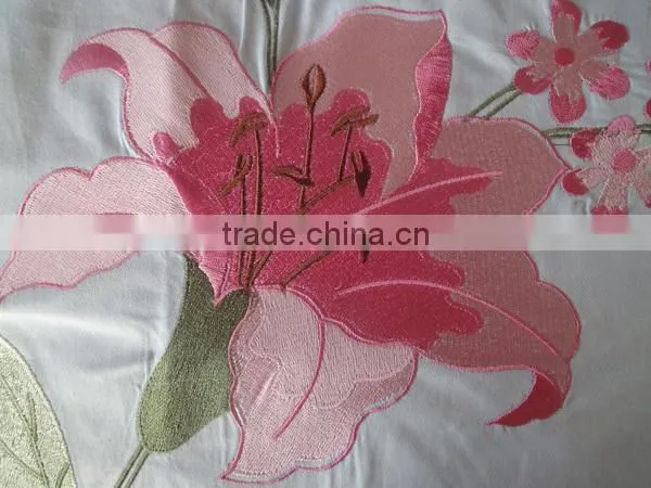 2013 newest embroidery bedspread set