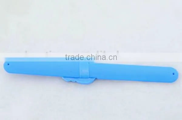 cute slap watch for children dolphin design silicone slap watch