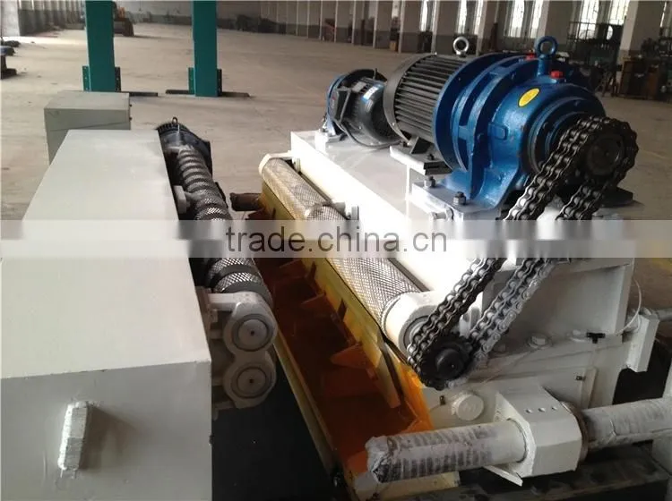 wooden peels rotary veneer lathe peeling machine for wood