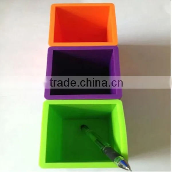 cheap fashion silicone pen holder/silicone pen stand for Christmas gift