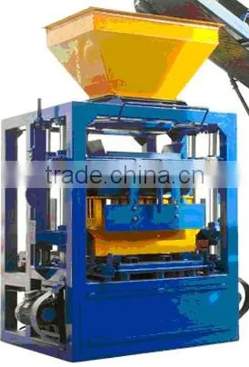 QT4-26 concrete block making machine