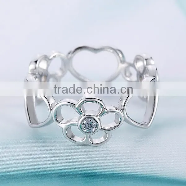 Hollowed Design Diamond Inlaying Value 925 Silver Ring