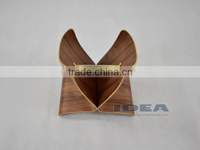 Replica Sori Yanagi Butterfly Stool - Walnut