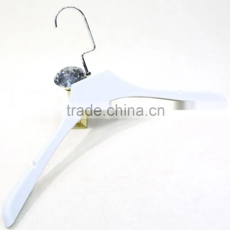 QD-246 High quality plastic hanger for suit cheap gold plastic hanger