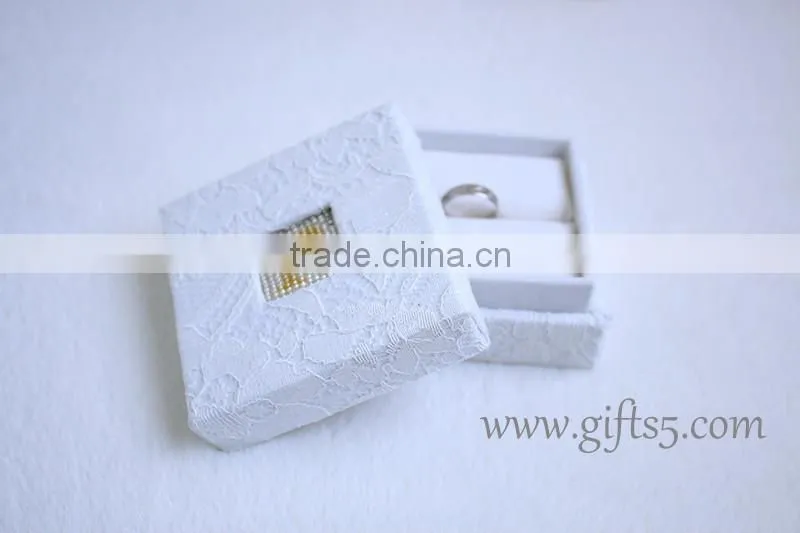 Luxury engagement box wedding ring box with beaded name plate of P