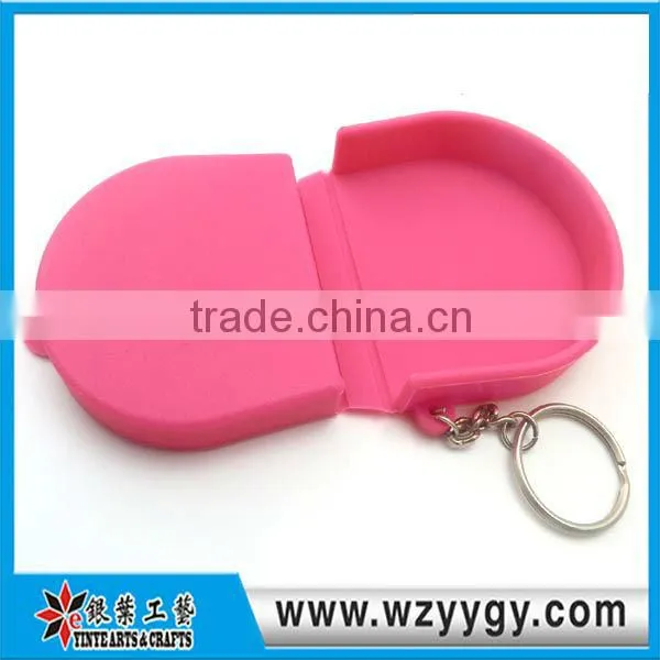 costom rubber silicone purse with keychain