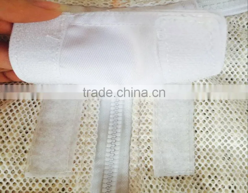 2017 Cotton Fancing Veil bee suits Honey protection Jumpsuit clothingsHigh Quality Ultra Breeze Ventilated Beekeeping Suits