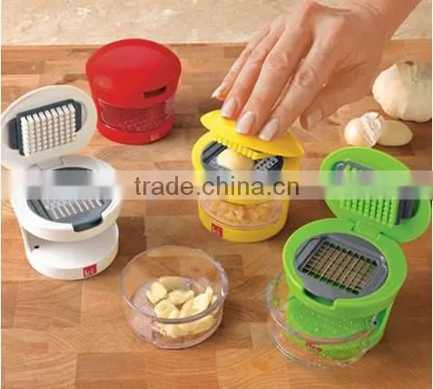 GARLIC SLICER / GARLIC PEELER / GARLIC CHOPPER/GARLIC PRESS