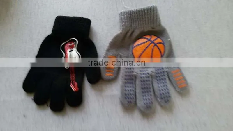 Good quality knitted magic glove